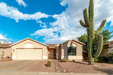 8482 N Winchester Creek Dr, Tucson, AZ 85742