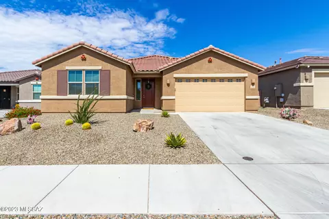3748 W Desert Totem Ln, Tucson, AZ 85742
