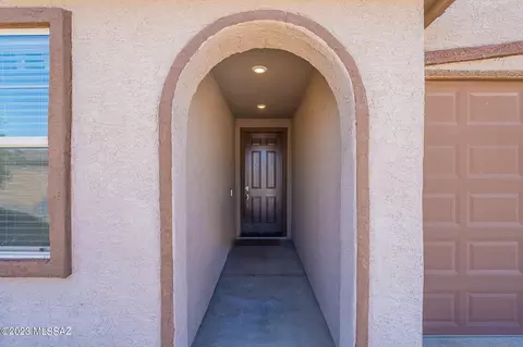 6887 W Canopus Loop, Tucson, AZ 85757 photo 2
