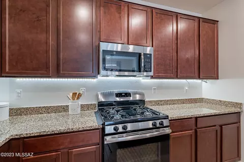 6887 W Canopus Loop, Tucson, AZ 85757 photo 8