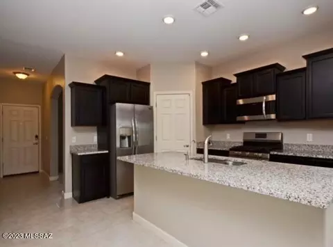 12103 E Domnitch Dr, Vail, AZ 85641 photo 3