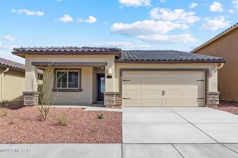 21927 E Beacon Point Dr, Red Rock, AZ 85145