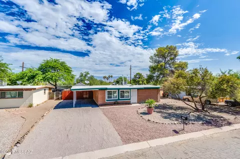 8309 E Pena Blanca Dr, Tucson, AZ 85730