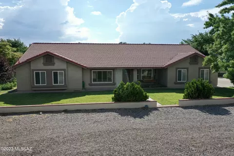 1466 N 1st Ave, Thatcher, AZ 85552