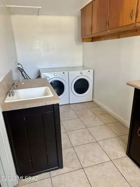 6052 E Sylvane St, Tucson, AZ 85711 photo 10