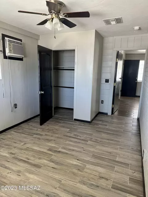 6052 E Sylvane St, Tucson, AZ 85711 photo 6