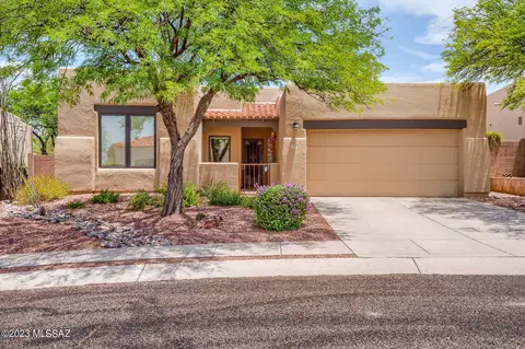 900 N Northern Vista Pl, Tucson, AZ 85748