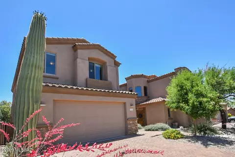 5734 N Loft Ln, Tucson, AZ 85718
