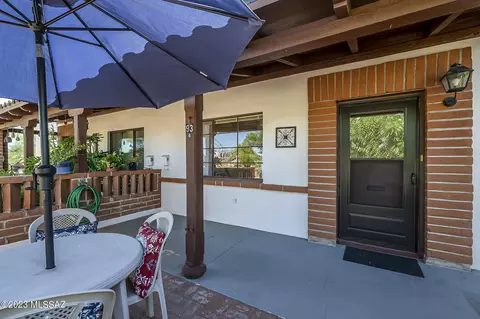 93 S Paseo Sarta #B, Green Valley, AZ 85614