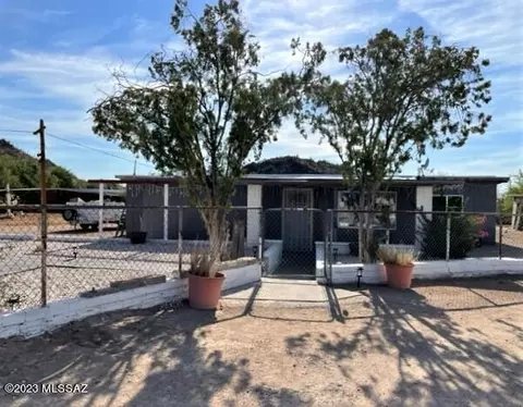 5905 S Saddle Ridge Ln, Tucson, AZ 85746