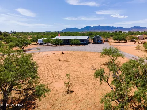 3183 W Williams Rd, Benson, AZ 85602