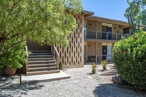 4 W Greenock Dr #4CC, Tucson, AZ 85737
