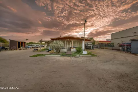 3543 N Flowing Wells Rd, Tucson, AZ 85705