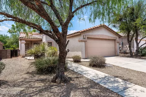 3735 N Nash Creek Ct, Tucson, AZ 85745