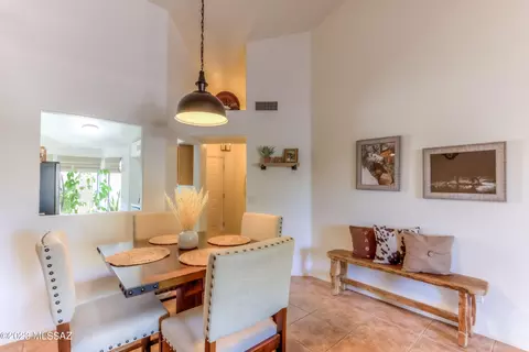 7733 E Roget Dr, Tucson, AZ 85710 photo 12