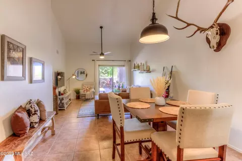 7733 E Roget Dr, Tucson, AZ 85710 photo 10