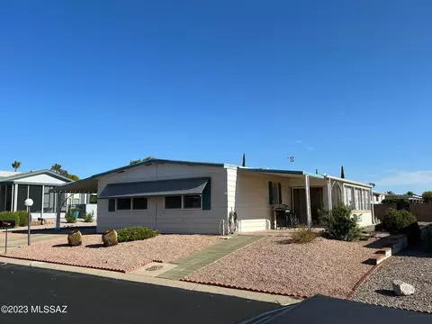 256 W Cedro Dr, Green Valley, AZ 85614