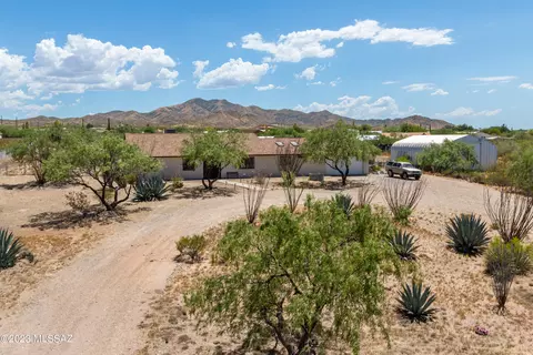 3140 E Wetstones Rd, Vail, AZ 85641