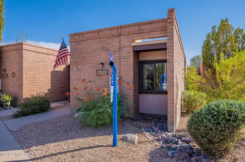 1694 W Dalehaven Cir, Tucson, AZ 85704