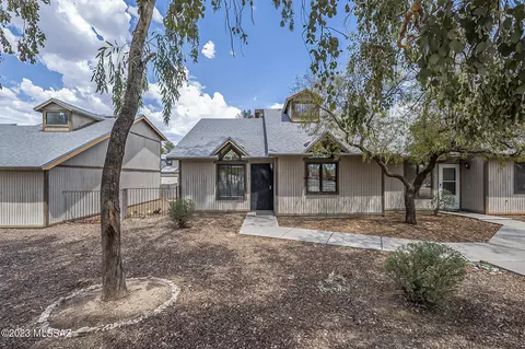 2747 N Pacific Dr, Tucson, AZ 85705