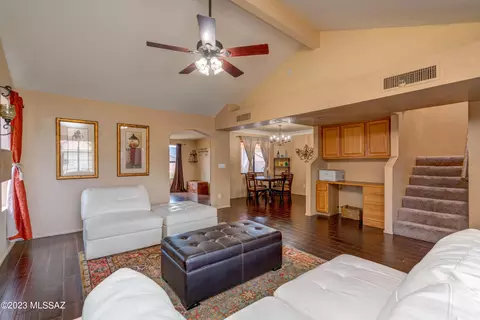 9825 E Harmony Ln, Tucson, AZ 85748 photo 6