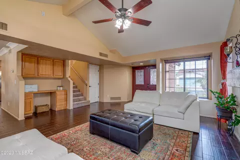 9825 E Harmony Ln, Tucson, AZ 85748 photo 14
