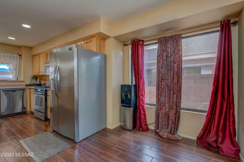 9825 E Harmony Ln, Tucson, AZ 85748 photo 19