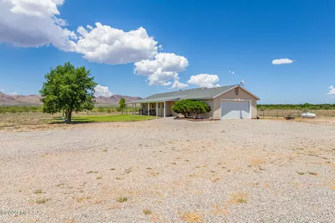 4700 W Buffalo Rd, Willcox, AZ 85643 photo 2