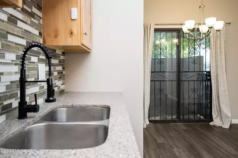 243 W Virginia St, Tucson, AZ 85706 photo 9