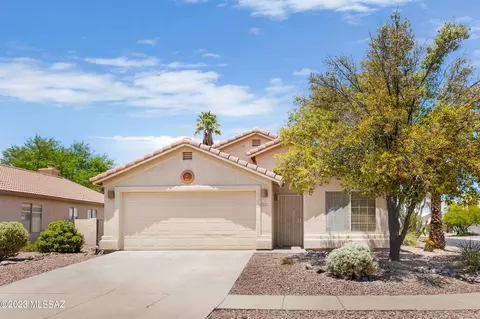 6960 W Avondale Pl, Tucson, AZ 85743