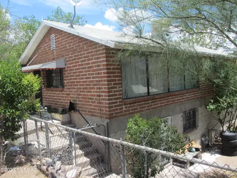 606 N Potrero Ave, Nogales, AZ 85621