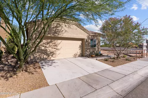 6520 S Placita Naranja, Tucson, AZ 85757