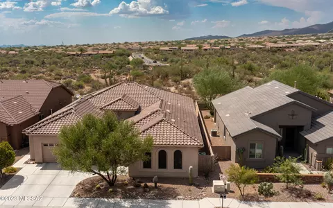 4710 W Sunrise Shadow Ct, Marana, AZ 85658