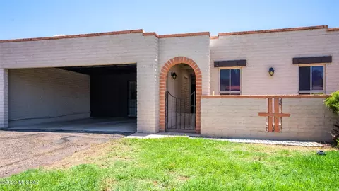 1177 Zircon Ct, Rio Rico, AZ 85648