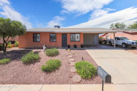 7533 W Calle Aragon, Tucson, AZ 85757