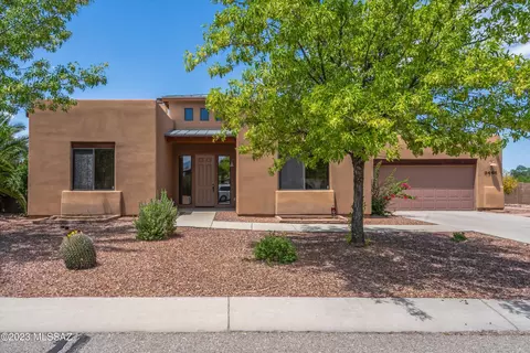9448 S San Esteban Dr, Vail, AZ 85641
