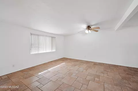 6321 E Baylor Dr, Tucson, AZ 85710 photo 6