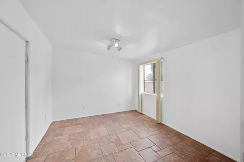 6321 E Baylor Dr, Tucson, AZ 85710 photo 13