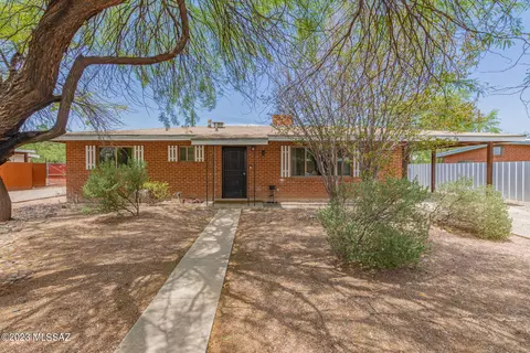 1412 E Blacklidge Dr, Tucson, AZ 85719