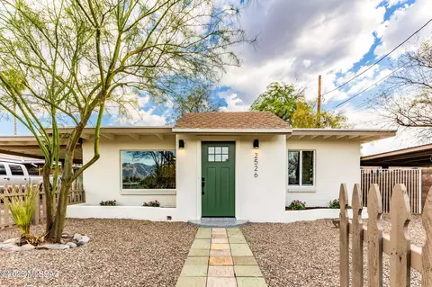 2526 E Alturas St, Tucson, AZ 85716