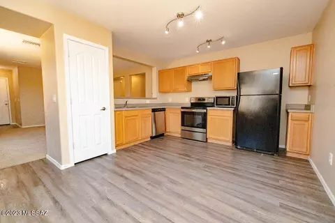 5170 E Desert Straw Ln, Tucson, AZ 85756 photo 7