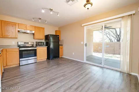 5170 E Desert Straw Ln, Tucson, AZ 85756 photo 9