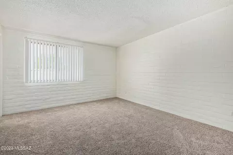 7511 E David Dr, Tucson, AZ 85730 photo 11
