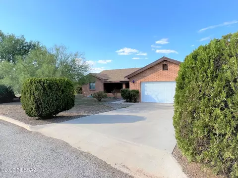 410 N Dale Rd, Pearce, AZ 85625
