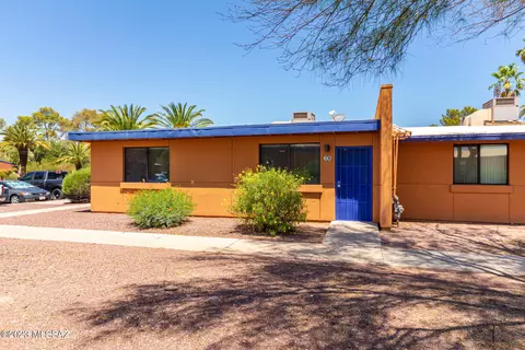 350 N Silverbell Rd #38, Tucson, AZ 85745