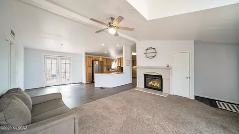 13570 E Greystokes Dr, Vail, AZ 85641 photo 2