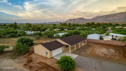 15456 N Twin Lakes Dr, Tucson, AZ 85739