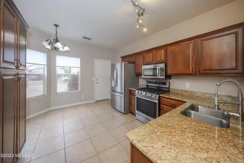 8996 E Ironbark St, Tucson, AZ 85747 photo 13