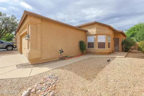 8996 E Ironbark St, Tucson, AZ 85747 photo 3