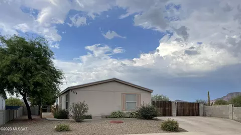 6558 W Vinca Rose Dr, Tucson, AZ 85757